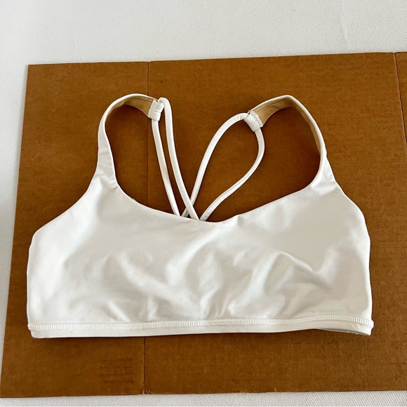 Lululemon Free To Be Bra Size 8 White - Picture 1 of 8